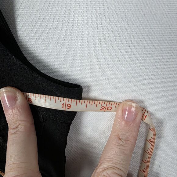 Vince Camuto Black Sheer Animal Print Sleeveless Blouse Size Small Witchy Goth - Picture 5 of 6